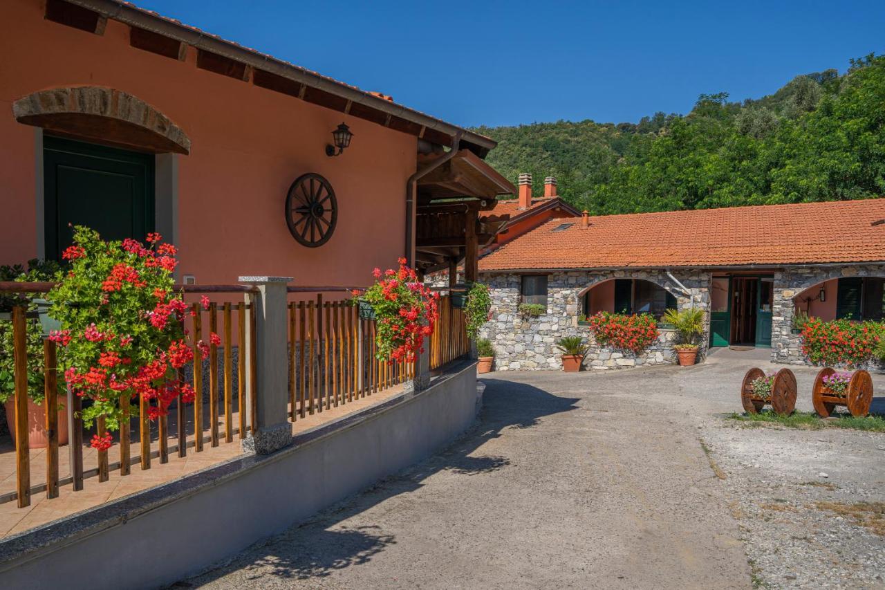 01234 - Agriturismo La Marpea, Esperienza In Mezzo Alla Natura E Al Cibo Tipico Italiano Villa Terisso Eksteriør bilde